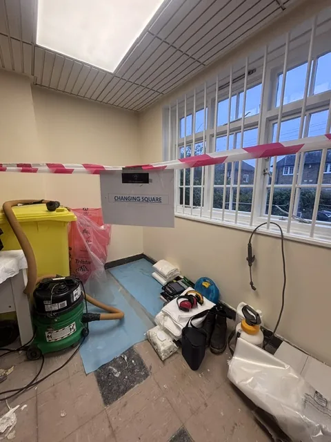 Asbestos floor tile and bitumen removal in Stockwell